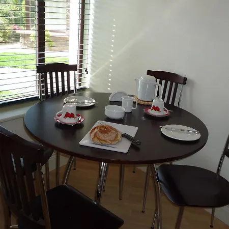 Grove Homes 2 Bed By Trident Homes Lejlighed *