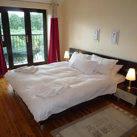 Grove Homes 2 Bed By Trident Homes Lejlighed *